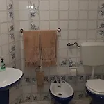 Апартаменты Rocha Beachside *